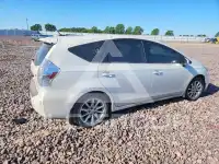2014 Toyota PRIUS фото