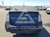 2014 Toyota PRIUS фото