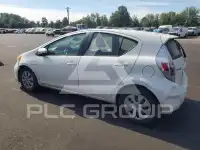 2014 Toyota PRIUS фото