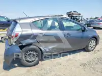 2014 Toyota PRIUS photo