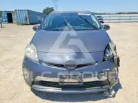 2014 Toyota PRIUS фото