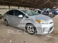 2014 Toyota PRIUS photo
