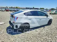 2014 Toyota PRIUS фото