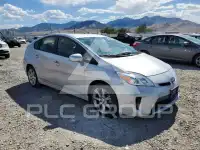 2014 Toyota PRIUS фото