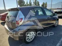 2014 Toyota PRIUS фото