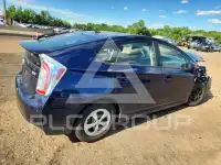 2014 Toyota PRIUS фото