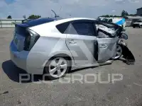 2014 Toyota PRIUS photo