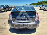 2014 Toyota PRIUS photo
