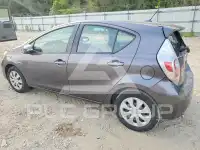 2014 Toyota PRIUS фото