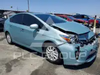 2014 Toyota PRIUS photo