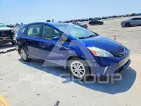 2014 Toyota PRIUS фото