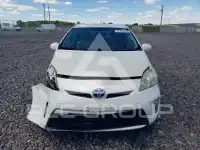 2014 Toyota PRIUS фото