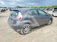 2014 Toyota PRIUS фото