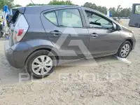 2014 Toyota PRIUS фото