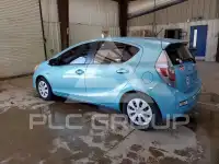 2014 Toyota PRIUS фото