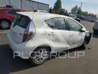2014 Toyota PRIUS фото