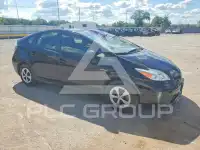 2014 Toyota PRIUS фото