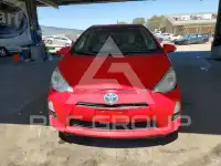 2014 Toyota PRIUS фото