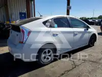 2014 Toyota PRIUS фото