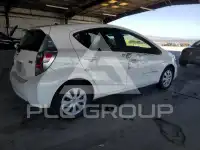 2014 Toyota PRIUS фото