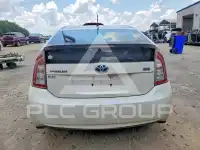 2014 Toyota PRIUS photo