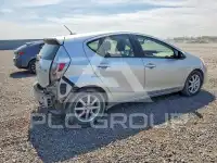 2014 Toyota PRIUS photo