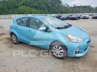 2014 Toyota PRIUS photo