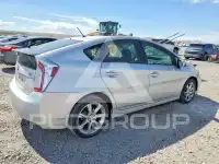 2014 Toyota PRIUS фото