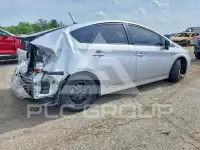 2014 Toyota PRIUS photo