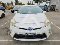 2014 Toyota PRIUS фото