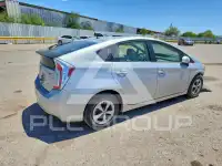 2014 Toyota PRIUS photo