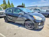 2014 Toyota PRIUS фото