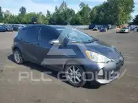 2014 Toyota PRIUS photo