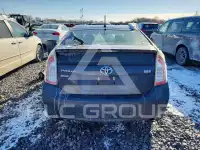 2014 Toyota PRIUS фото