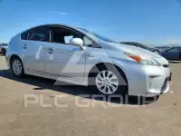 2014 Toyota PRIUS фото