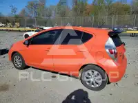 2014 Toyota PRIUS фото