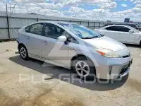 2014 Toyota PRIUS фото
