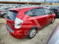 2014 Toyota PRIUS фото