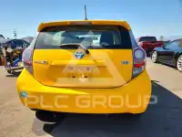 2014 Toyota PRIUS фото