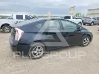 2014 Toyota PRIUS фото