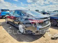 2014 Toyota AVALON photo