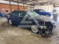 2014 Toyota AVALON photo