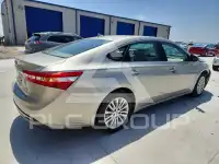 2014 Toyota AVALON photo