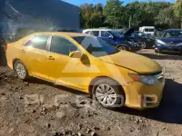 2014 Toyota CAMRY фото