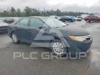 2014 Toyota CAMRY photo