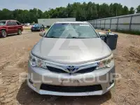 2014 Toyota CAMRY photo