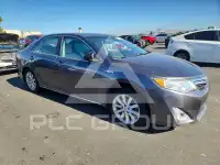 2014 Toyota CAMRY фото