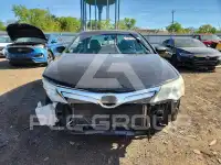 2014 Toyota CAMRY photo