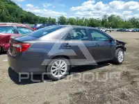 2014 Toyota CAMRY фото