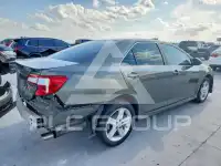 2014 Toyota CAMRY фото